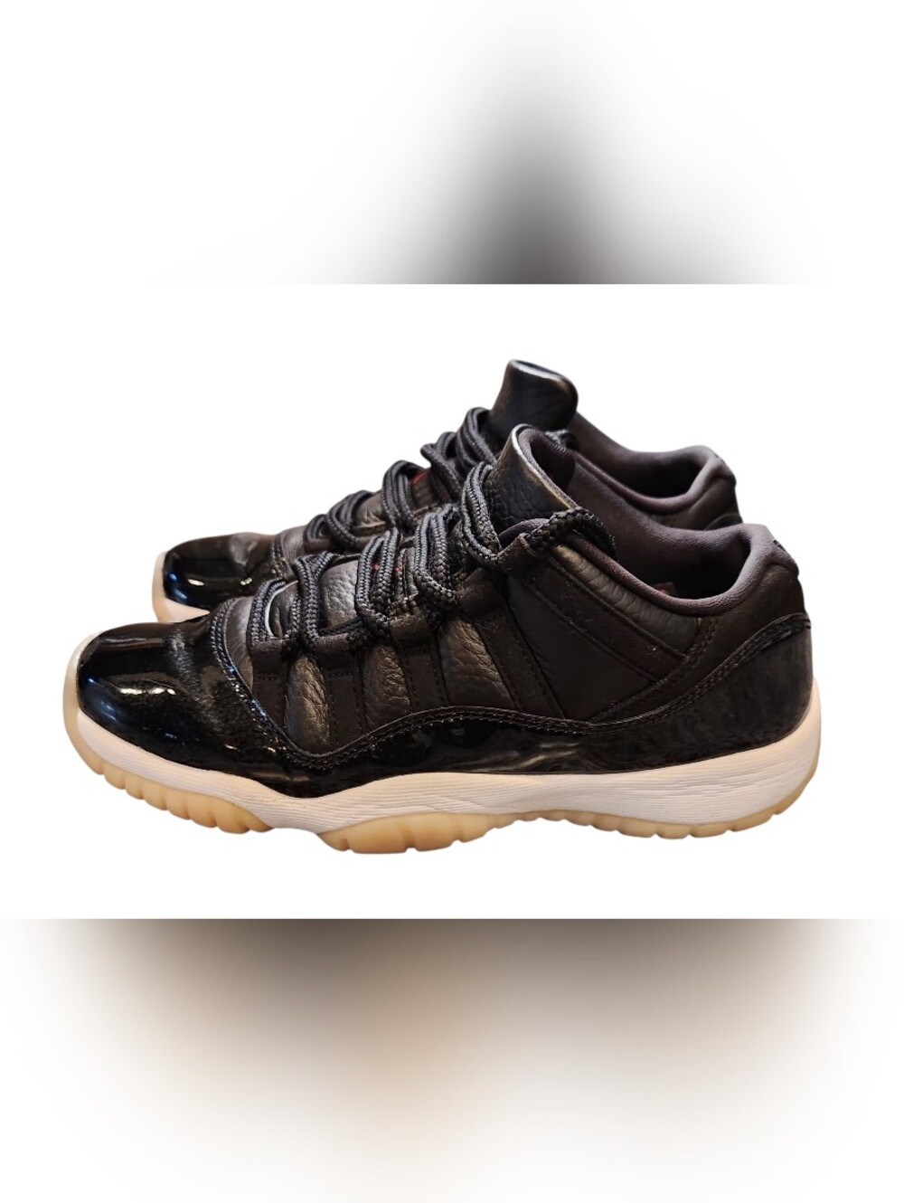Jordan 11 Retro Low 72-10